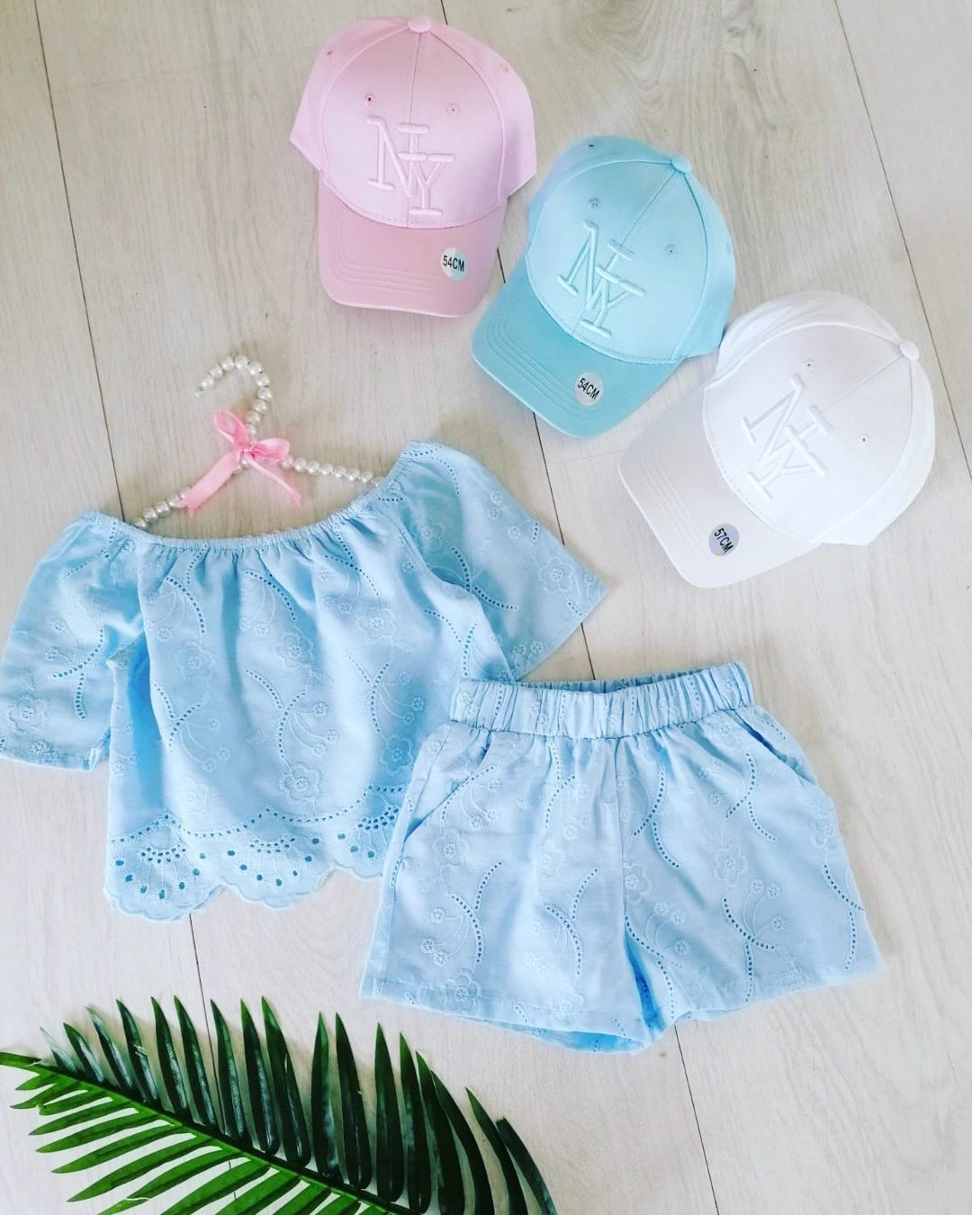 Zestaw z Haftowanej Bawełny Błękitny - KARMELOWY BUTIK zdjęcie 1