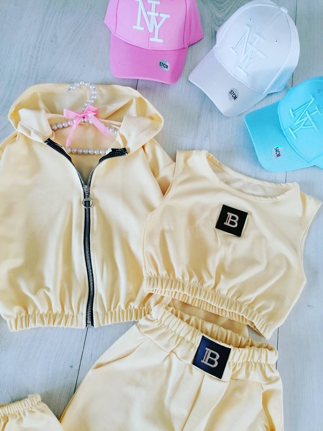 Dres Trzyczęściowy Cytrynowy - KARMELOWY BUTIK zdjęcie 1