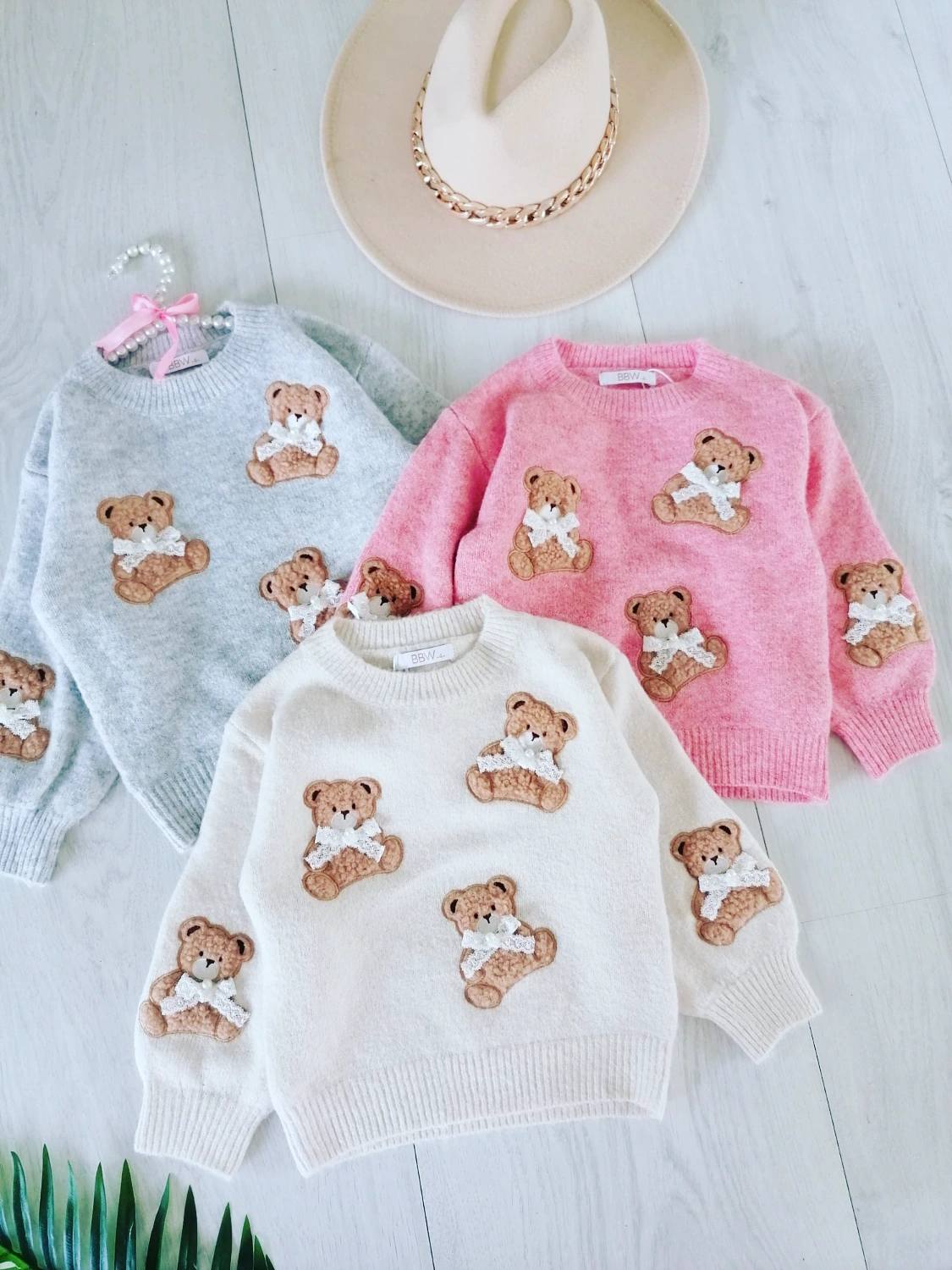 Sweterek Miś Jasny Róż - KARMELOWY BUTIK zdjęcie 1