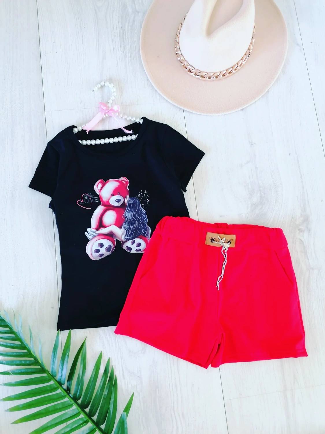 Czarny T shirt z Nadrukiem - KARMELOWY BUTIK zdjęcie 1