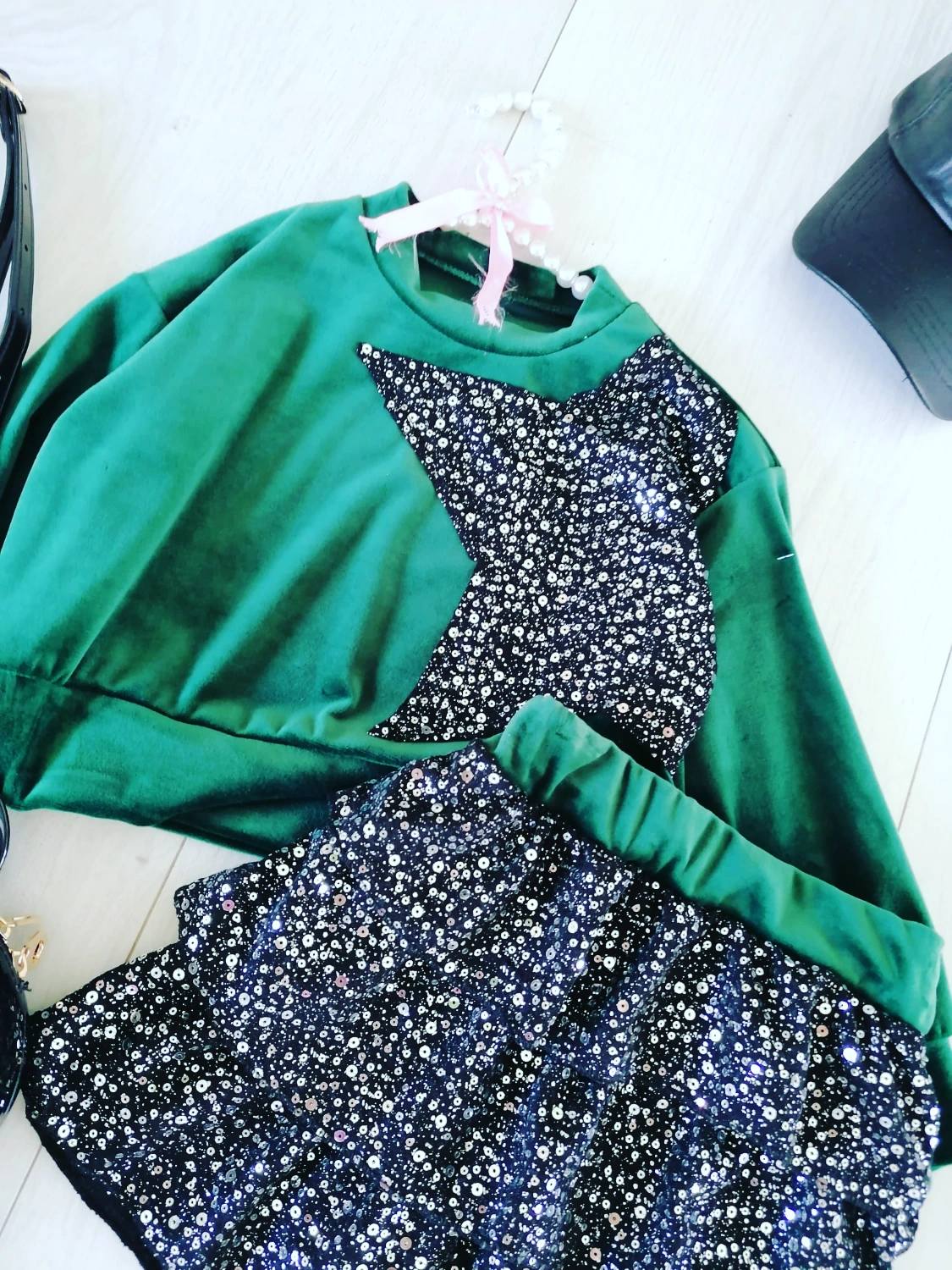 Zestaw Welurowy z Cekinami Zielony - KARMELOWY BUTIK zdjęcie 1