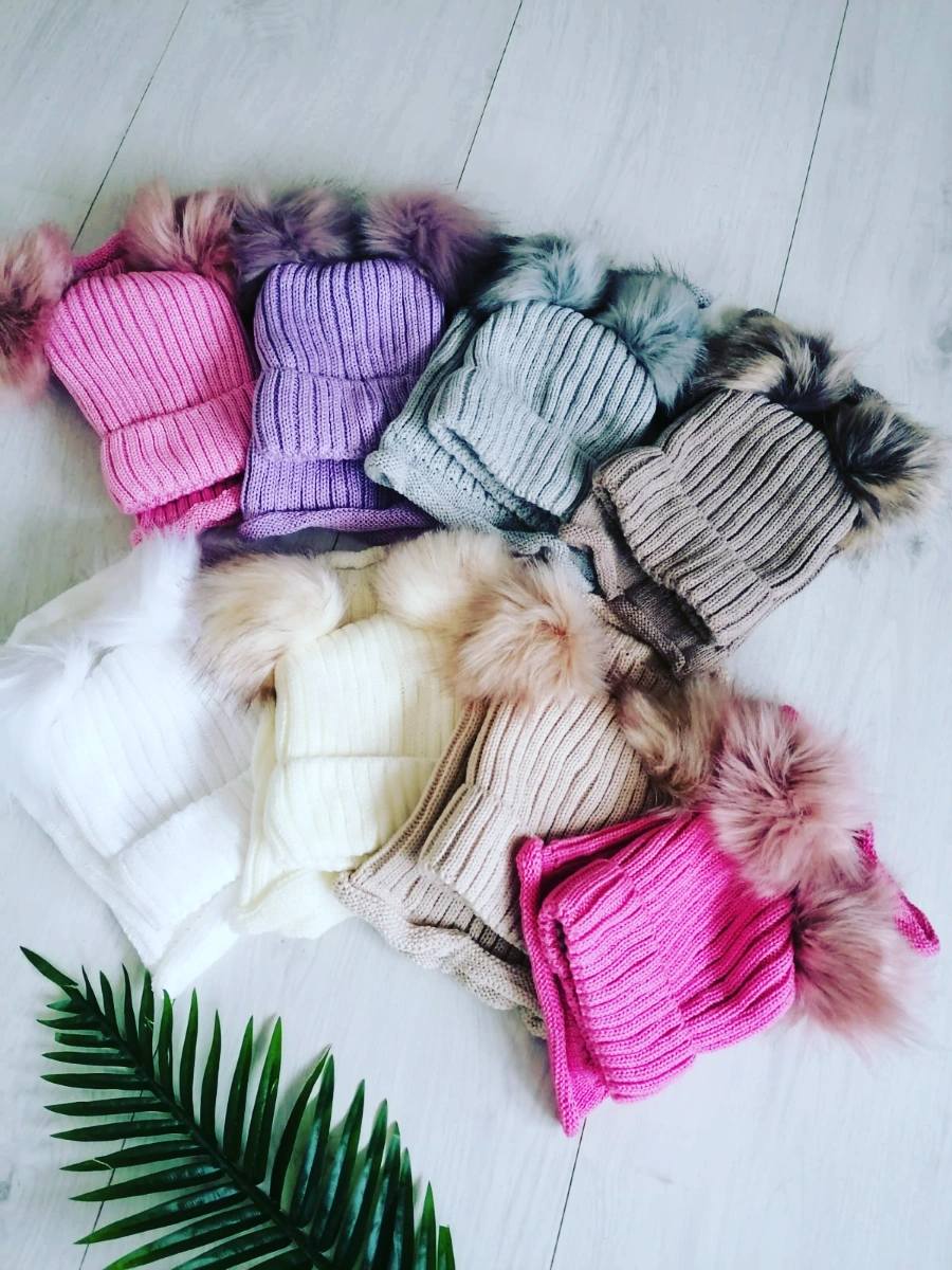 Zestaw z Pomponami - KARMELOWY BUTIK zdjęcie 1