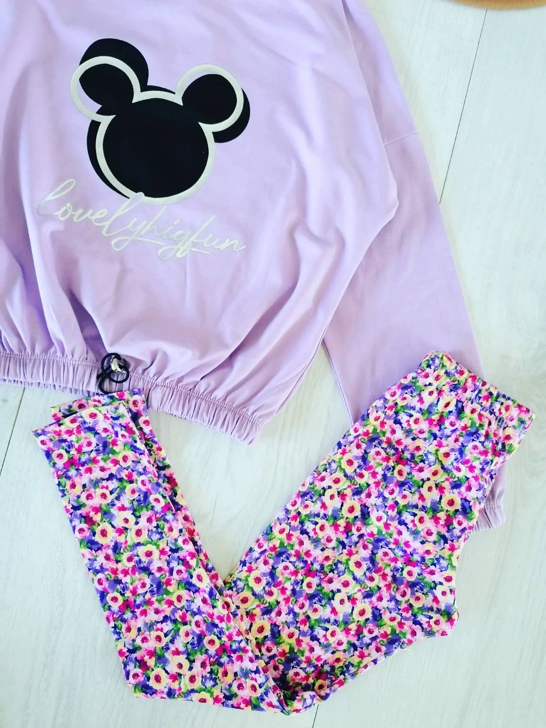 Legginsy w Kolorowe Kwiaty - KARMELOWY BUTIK zdjęcie 1