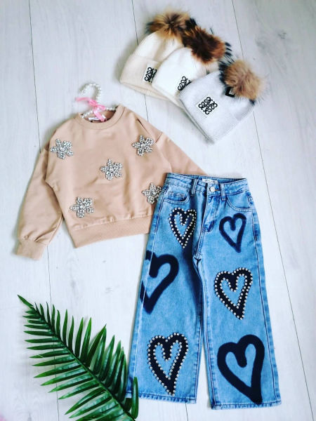 Jeansy z Serduszkami  - KARMELOWY BUTIK zdjęcie 1