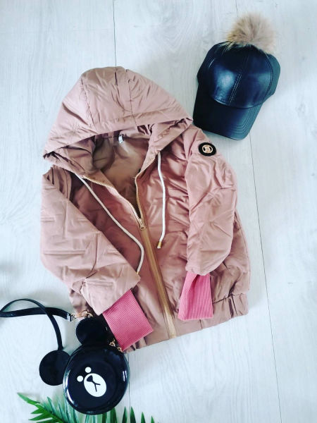Kurtka Pikowana z Kapturem Beżowa  - KARMELOWY BUTIK zdjęcie 2