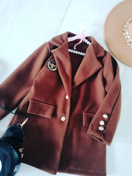 Płaszczyk ze Złotymi Guziczkami Brązowy - KARMELOWY BUTIK zdjęcie 3
